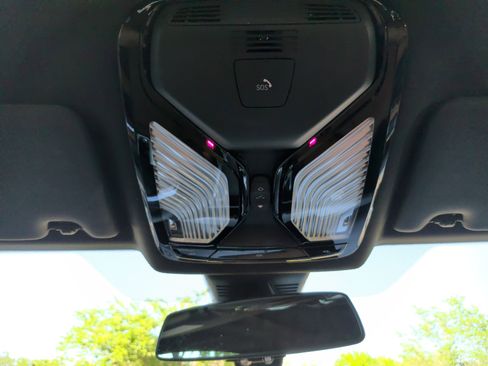 Certified 2025 BMW 230i xDrive Coupe w/ M Sport Package AWD/4WD image 33