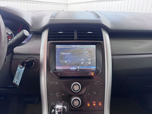 Used 2011 Ford Edge SEL w/ 202A Rapid Spec Order Code FWD image 18