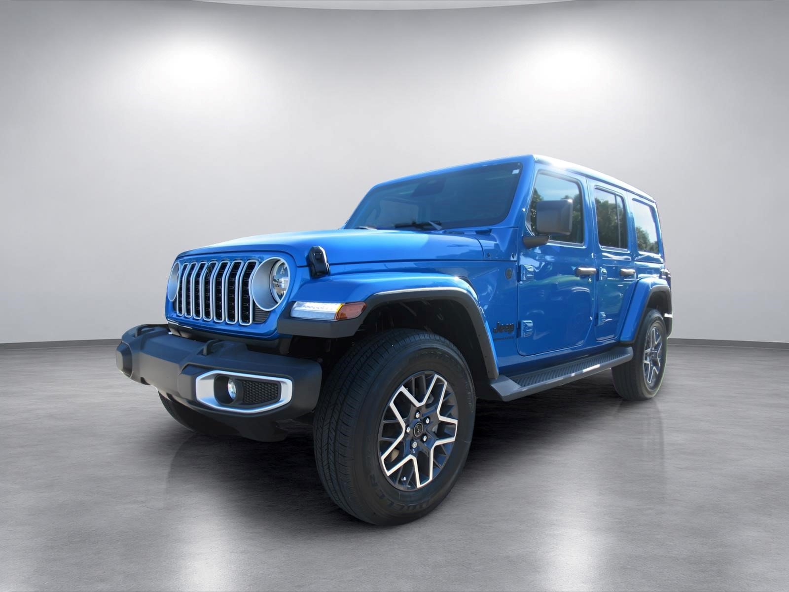 New 2026 Jeep Wrangler Unlimited Sahara w/ Technology Group AWD/4WD image 3