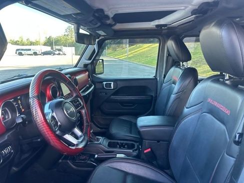 Used 2019 Jeep Wrangler Unlimited Rubicon AWD/4WD image 16