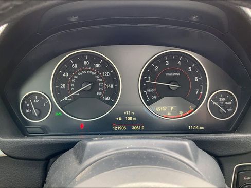 Used 2015 BMW 428i Convertible image 25