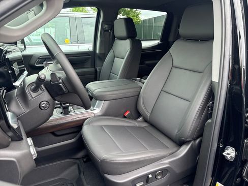 New 2026 GMC Sierra 1500 SLT AWD/4WD image 15