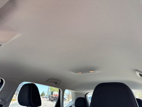 Used 2023 Volkswagen Taos S image 23