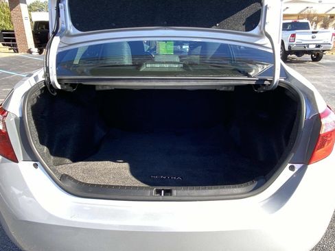 Used 2019 Toyota Corolla L image 15