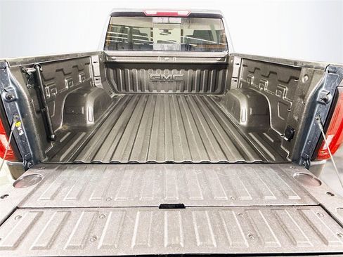 Used 2021 GMC Sierra 1500 SLT w/ SLT Premium Plus Package image 21
