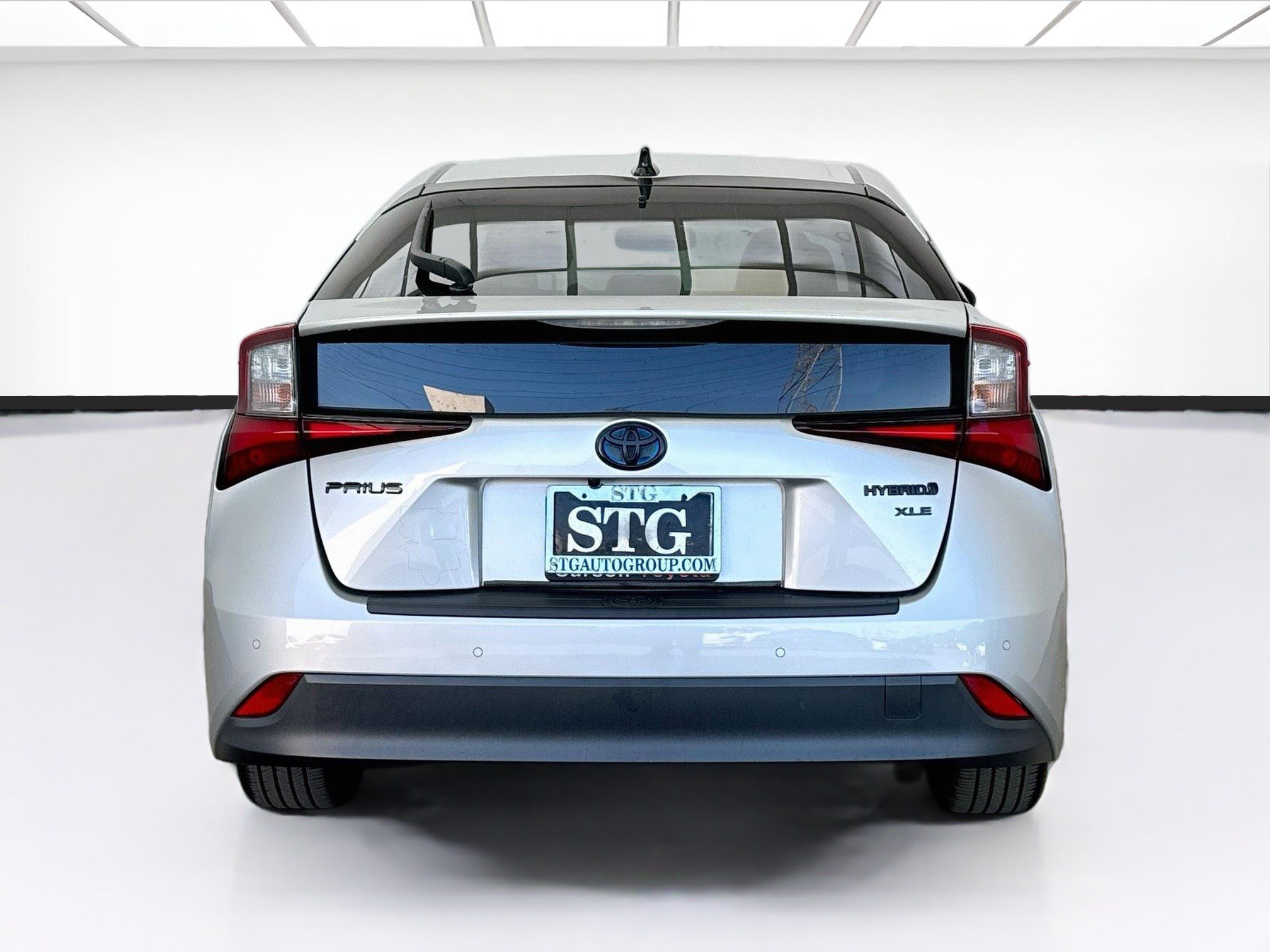 Used 2022 Toyota Prius FWD image 5