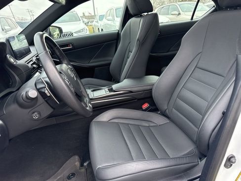 Used 2023 Lexus IS 350 F Sport image 9