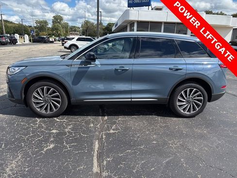 Used 2024 Lincoln Corsair Reserve image 2