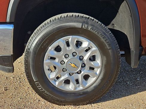 Used 2024 Chevrolet Silverado 2500 LTZ image 23