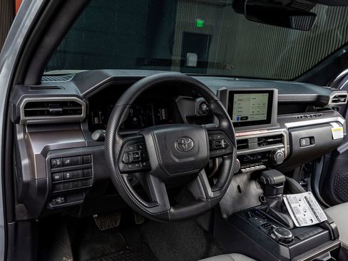 Used 2025 Toyota Tacoma SR5 image 18