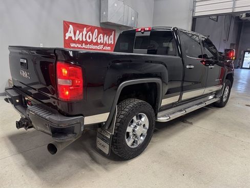 Used 2018 GMC Sierra 2500 Denali image 7