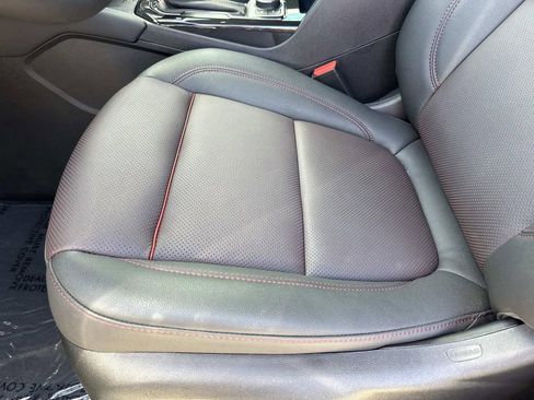 Used 2025 Chevrolet Blazer RS w/ Enhanced Convenience Package image 29