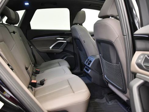 Used 2025 Audi Q5 Premium w/ Convenience Package AWD/4WD image 51