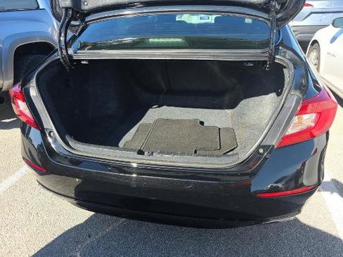 Used 2020 Honda Accord Sport image 10