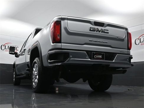 Used 2023 GMC Sierra 2500 SLT w/ SLT Premium Package image 34