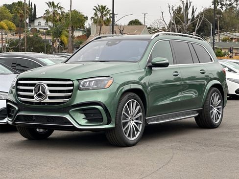 New 2025 Mercedes-Benz GLS 580 4MATIC image 7
