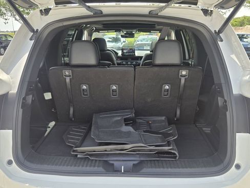 Certified 2024 Honda Pilot TrailSport image 16