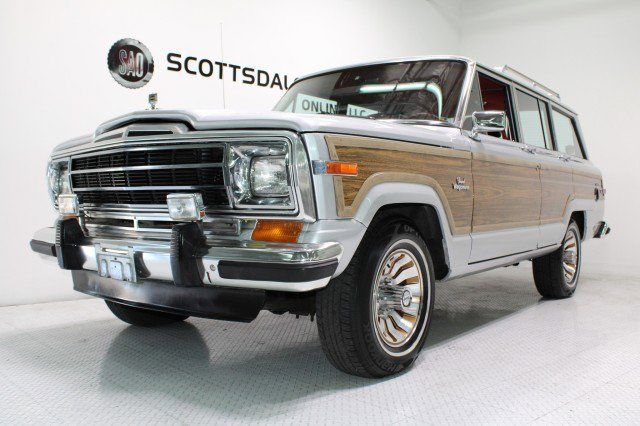 Used 1986 Jeep Grand Wagoneer AWD/4WD image 1