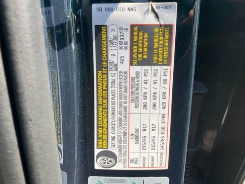 Used 2019 Volkswagen Tiguan S w/ Driver Assistance Package image 31