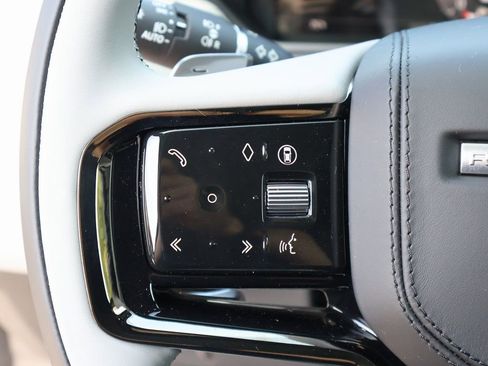 New 2026 Land Rover Range Rover Velar Dynamic SE image 31