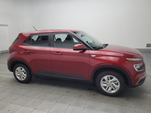 Used 2024 Hyundai Venue SE image 11