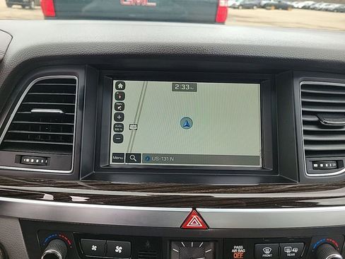 Used 2017 Genesis G80 3.8 image 9