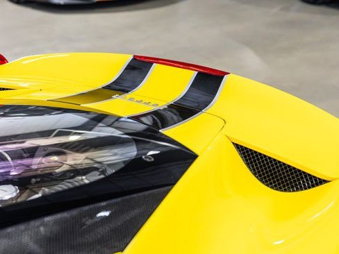 Used 2015 Ferrari 458 Speciale Coupe RWD image 29