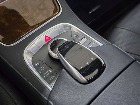 Certified 2016 Mercedes-Benz S 550 4MATIC Sedan image 34