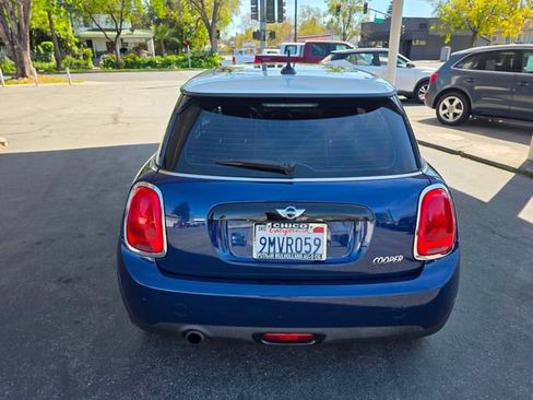 Used 2016 MINI Cooper 2-Door Hardtop image 3