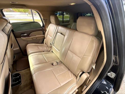 Used 2012 GMC Yukon SLE w/ Convenience Package image 19