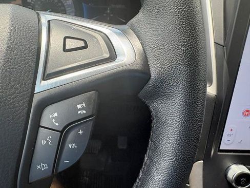 Certified 2024 Ford Edge SEL w/ Convenience Package AWD/4WD image 15
