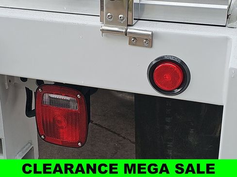 New 2025 Ford F350 XL w/ XL Chrome Package image 43
