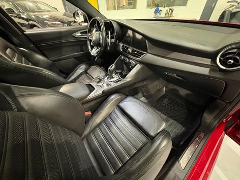 Used 2021 Alfa Romeo Giulia Ti Sport image 42