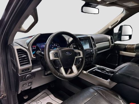Used 2019 Ford F250 Lariat AWD/4WD image 9