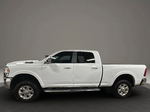 Used 2022 RAM 2500 Laramie image 2
