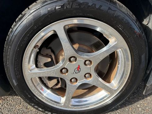 Used 2003 Chevrolet Corvette Coupe w/ Preferred Equipment Group image 38