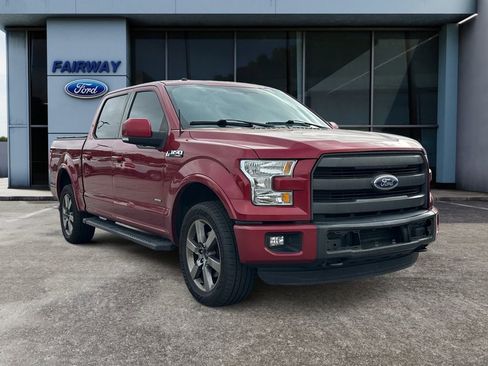 Used 2015 Ford F150 Lariat image 2