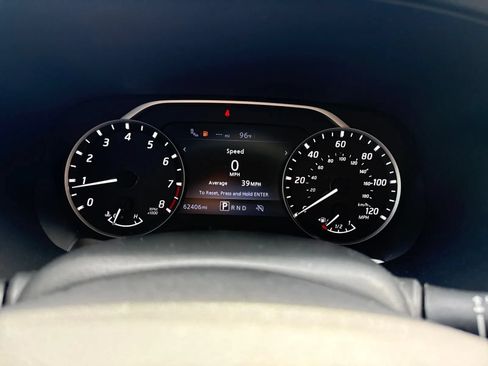 Used 2024 Nissan Frontier SV w/ Technology Package RWD image 19