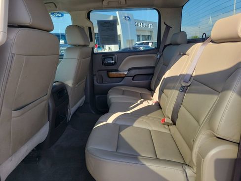 Used 2017 GMC Sierra 1500 SLT w/ SLT Premium Package AWD/4WD image 8