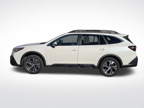 Used 2020 Subaru Outback Limited image 2