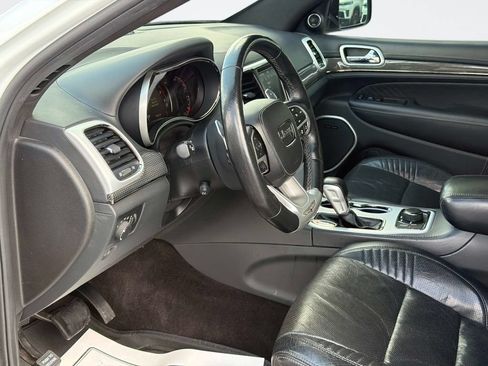 Used 2018 Jeep Grand Cherokee Trackhawk AWD/4WD image 16