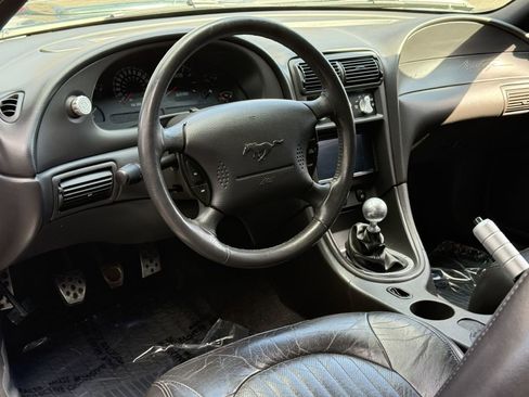 Used 2001 Ford Mustang GT image 10