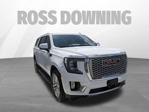 Used 2023 GMC Yukon XL Denali AWD/4WD image 3