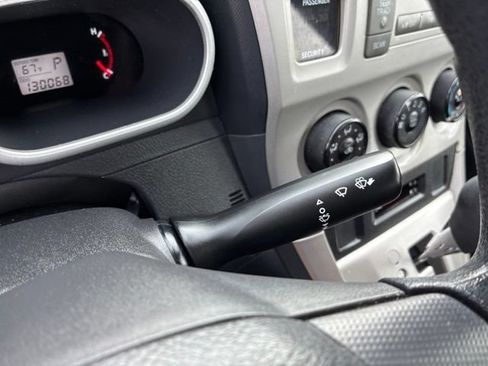 Used 2009 Toyota Matrix w/ PWR Pkg FWD image 22