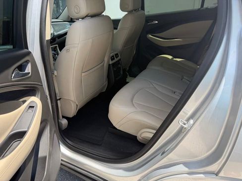 Used 2017 Buick Envision Essence FWD image 9