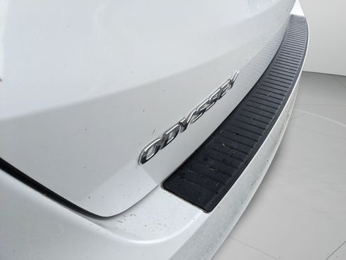 Used 2024 Honda Odyssey EX-L image 14