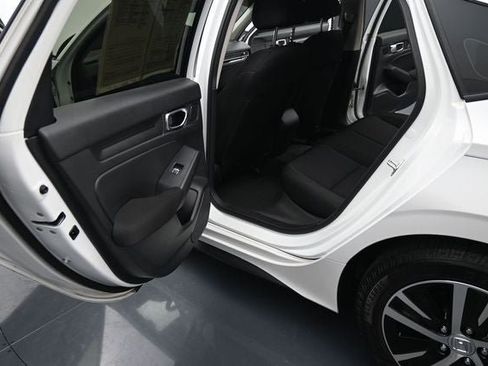 Used 2023 Honda Civic LX image 15