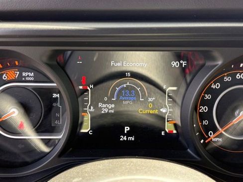 New 2024 Jeep Wrangler Unlimited Rubicon w/ Technology Group image 23