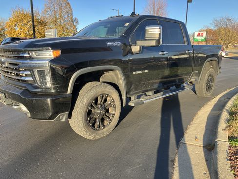 Used 2020 Chevrolet Silverado 3500 High Country w/ Gooseneck/5TH Wheel Package image 2