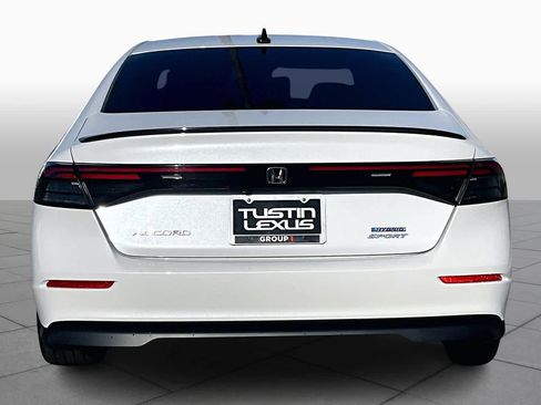 Used 2024 Honda Accord Sport image 4